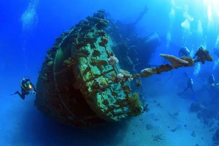 Great Dive Resort Near Liberty Wreck